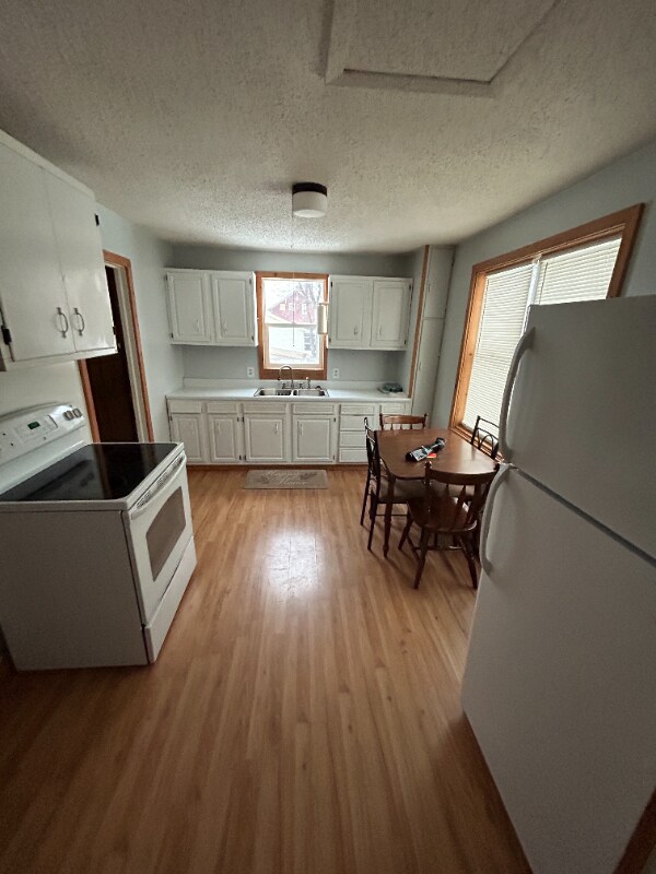 220 Arnold Ave N, Thief River Falls, MN 56701 - photo 5