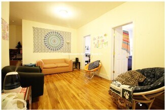 54 Egmont St Unit 3K, Brookline, MA 02446