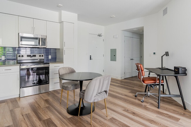 85 Cleaveland Rd unit FL3-ID2109, Pleasant Hill, CA 94523 - photo 7