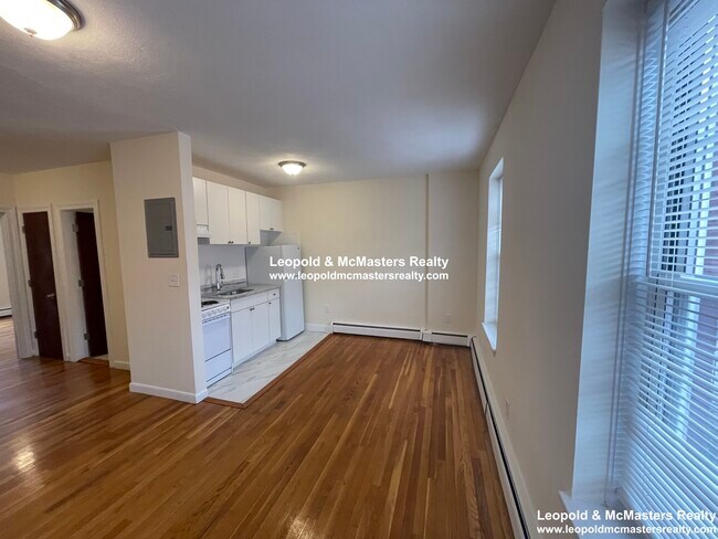 180 N Beacon St unit 11, Boston, MA 02135 - photo 2