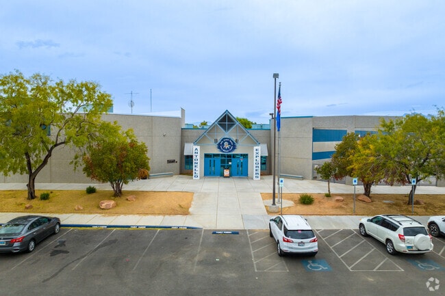 Lee Antonello Elementary School Photo 5