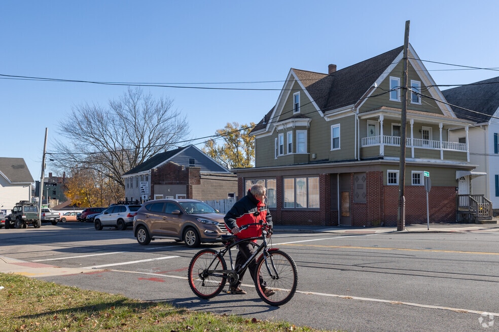 NH_Whittenton_561729_P2_V1_EF_011024