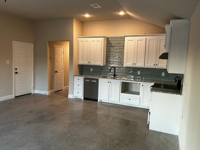 1400 E Dry Creek Rd unit 1400 E Dry Creek 10, Poolville, TX 76487 - photo 2