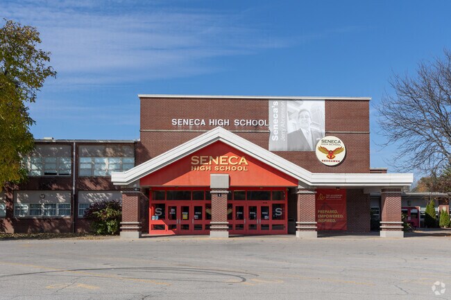 Seneca High School offers a 14-1 student to teacher ratio according to Niche.com.