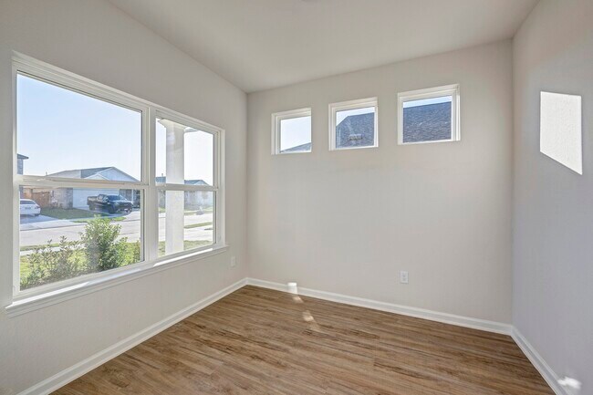 13203 Hayden Peak Dr, Arcola, TX 77583 - photo 3