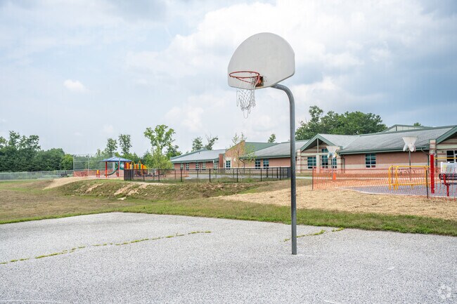 Meade Heights Elementary School in Fort Meade helps students excel.