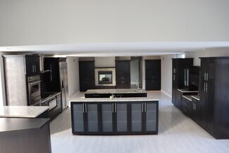 615 W 9 Mile Rd Unit Ferndale Penthouse, Ferndale, MI 48220