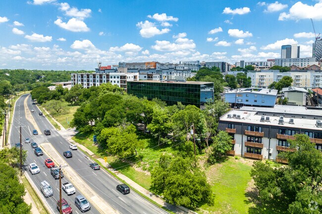 Major Roads Provide Quick Access To The Rest Of The City.
