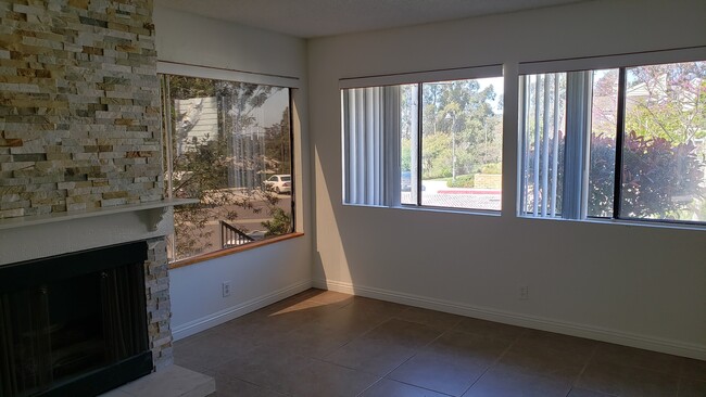 22 Latitude Ct, Newport Beach, CA 92663 - photo 4