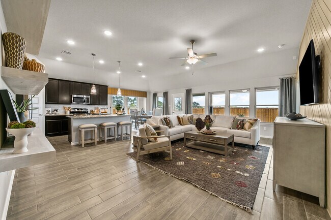 8024 Butterfield Dr unit 37163103, San Antonio, TX 78227 - photo 7