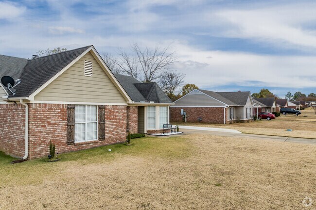 You will find homes in Horn Lake built in many shades of brick.