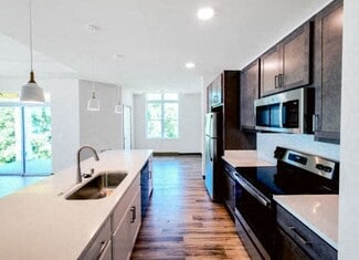 2480 Jenny Wren Trail, Sun Prairie, WI 53590