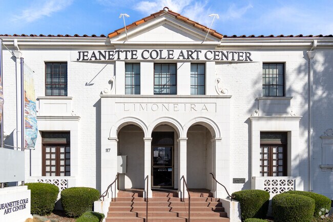Downtown Santa Paula offers many amenites such as the art center and various museums for the community.