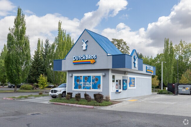 Grab your favorite coffee at Dutch Brost, a go-to spot near Kevanna Park.