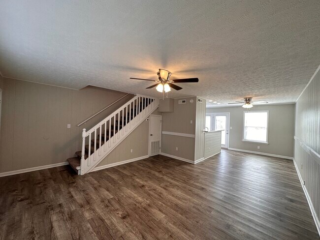 2837 Louisville Rd unit C, Louisville, TN 37777 - photo 3