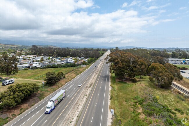 Locals of El Encanto Heights get around town via the 101 freeway.