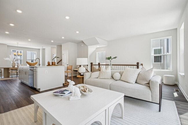 9749 Gaelic Place, Waldorf, MD 20601 - photo 3