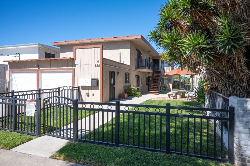 239 G St unit B, Chula Vista, CA 91910 - photo 1