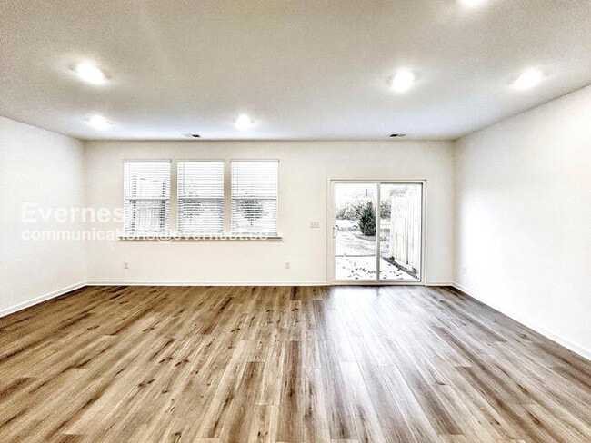 4285 Marsha St, Doraville, GA 30360 - photo 2