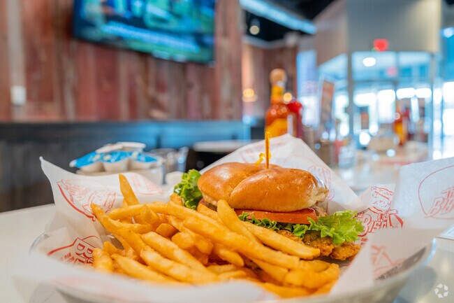 The Big Biscuit near Pebble Creek provides delicious and healthy burger.