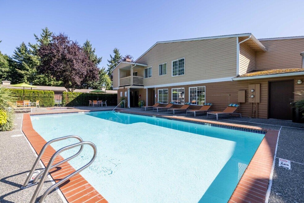 Cascadia Pointe, Everett, WA 98204 - photo 1