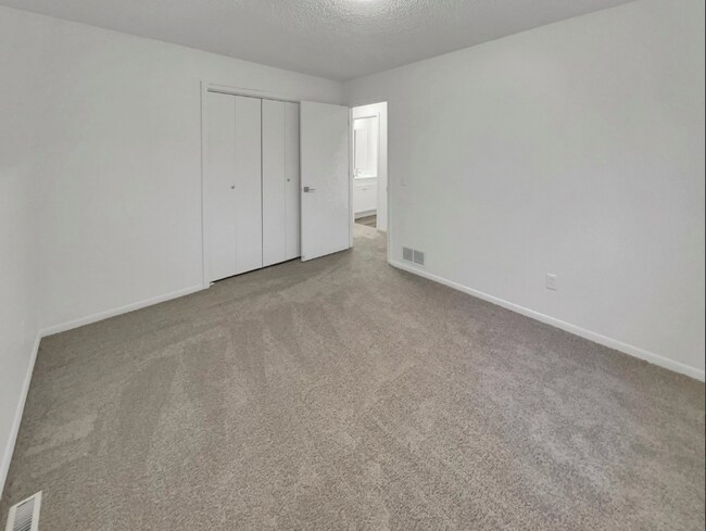 8232 Sumter Ave N, Brooklyn Park, MN 55445 - photo 2