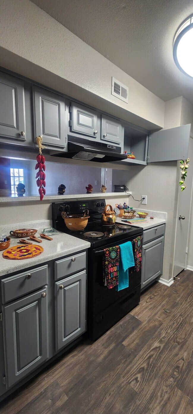 Homes for Rent in 77083