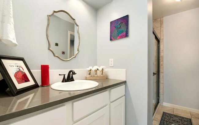 1300 W Stuart St unit 24, Fort Collins, CO 80526 - photo 2