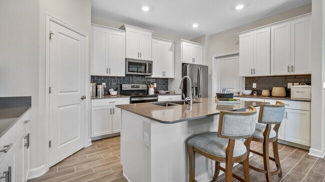 2396 Volunteer Ave unit 36037783, Kissimmee, FL 34744 - photo 5