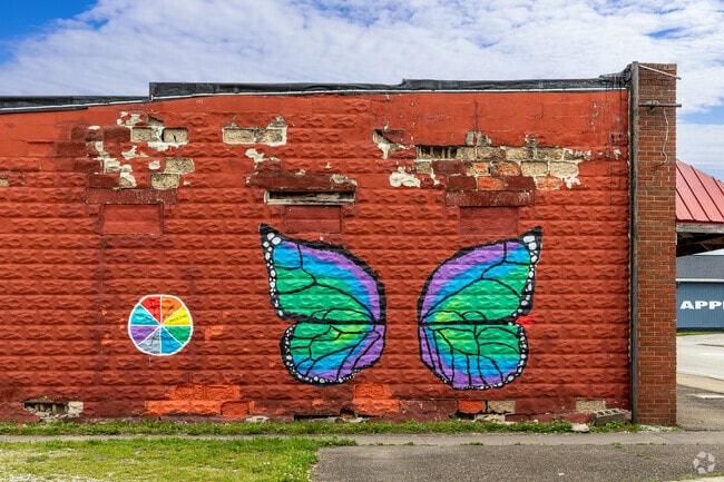 Local youth groups have led public art popping up around Rome and Proctorville.