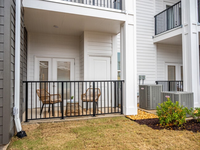 The Chenille: 1BR, 1BA- Patio & Balcony