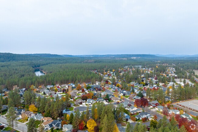 The Seven Mile neighborhood is almost entirely residential with little business activity.