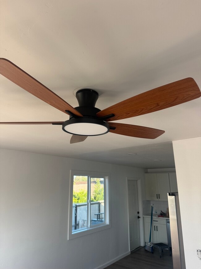 6746 N Elman St, San Diego, CA 92111 - photo 5