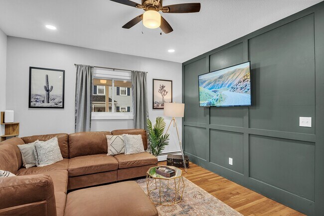 4 Mc Gregor St unit A - 1st Floor, Derry, NH 03038 - photo 4