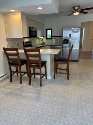 1717 Firehouse Ln, Upper Black Eddy, PA 18972