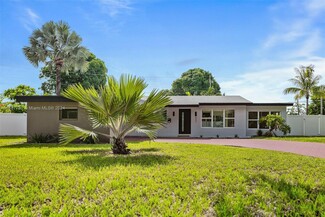 421 S 56th Terrace, Hollywood, FL 33023