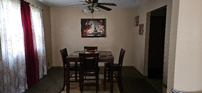 1645 Tanglewood Dr, Akron, OH 44313 - photo 3