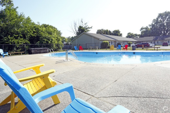 Port O'Call Apartments, New Haven, IN 46774 - photo 2