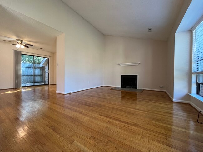 6828 Ray Rd unit Suite A, Raleigh, NC 27613 - photo 2