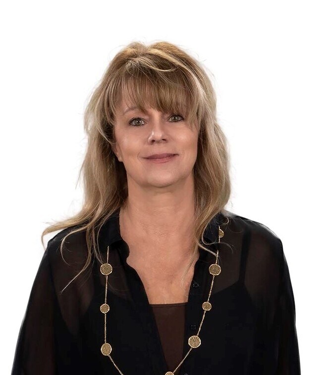 Tina Ogle