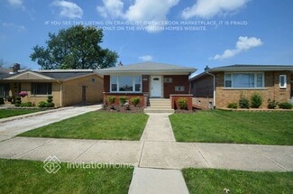 9542 S Sacramento Ave, Evergreen Park, IL 60805