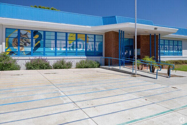 Meridian Elementary School located in El Cajon offers an astounding education.