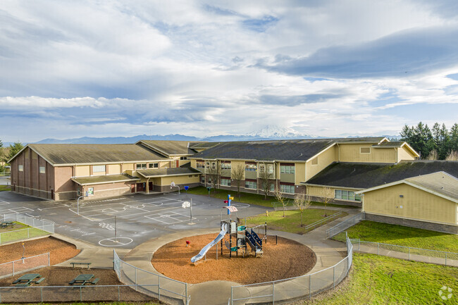Nice sift bark dust at Emma L. Carson Elementary.