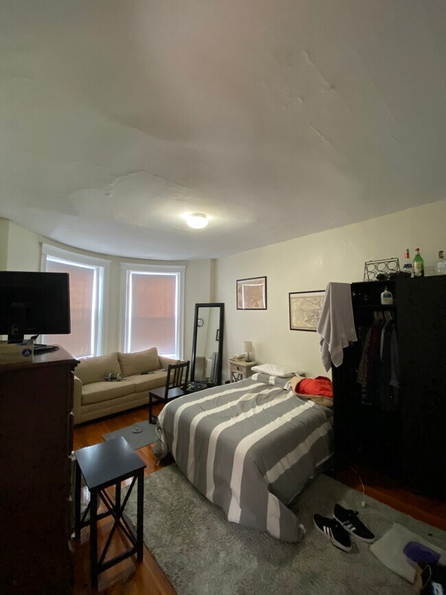 14 Mount Hood Rd unit 6, Brighton, MA 02135 - photo 3