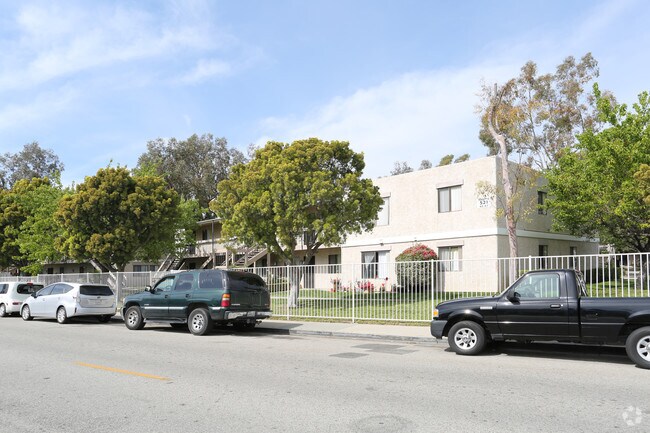 Heritage Park Senior Apartments 55+, Oxnard, CA 93030 - photo 6