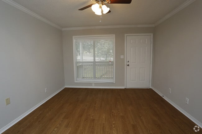 Clearview Apartments, Mobile, AL 36609 - photo 2