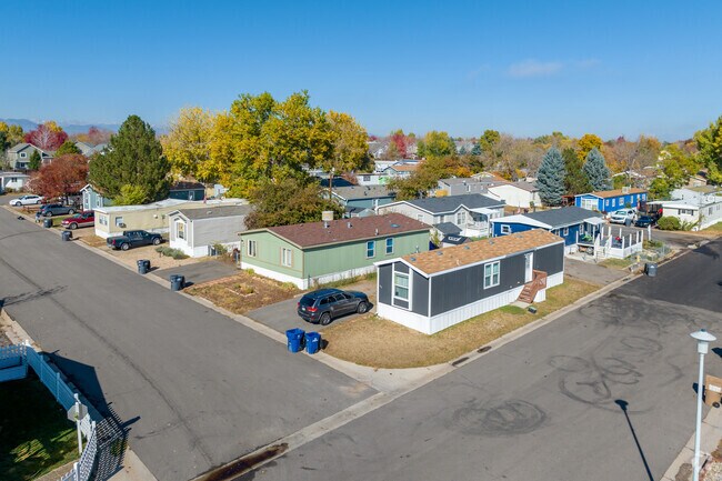 There is plenty of off-street parking in Cimarron Village.