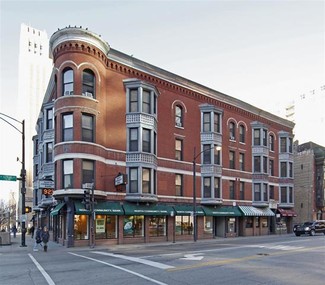 800-808 N State St, Chicago, IL 60610