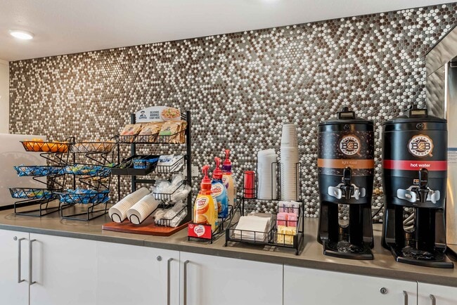 550 Rio Vista Dr, Yuma, AZ 85365 - photo 3