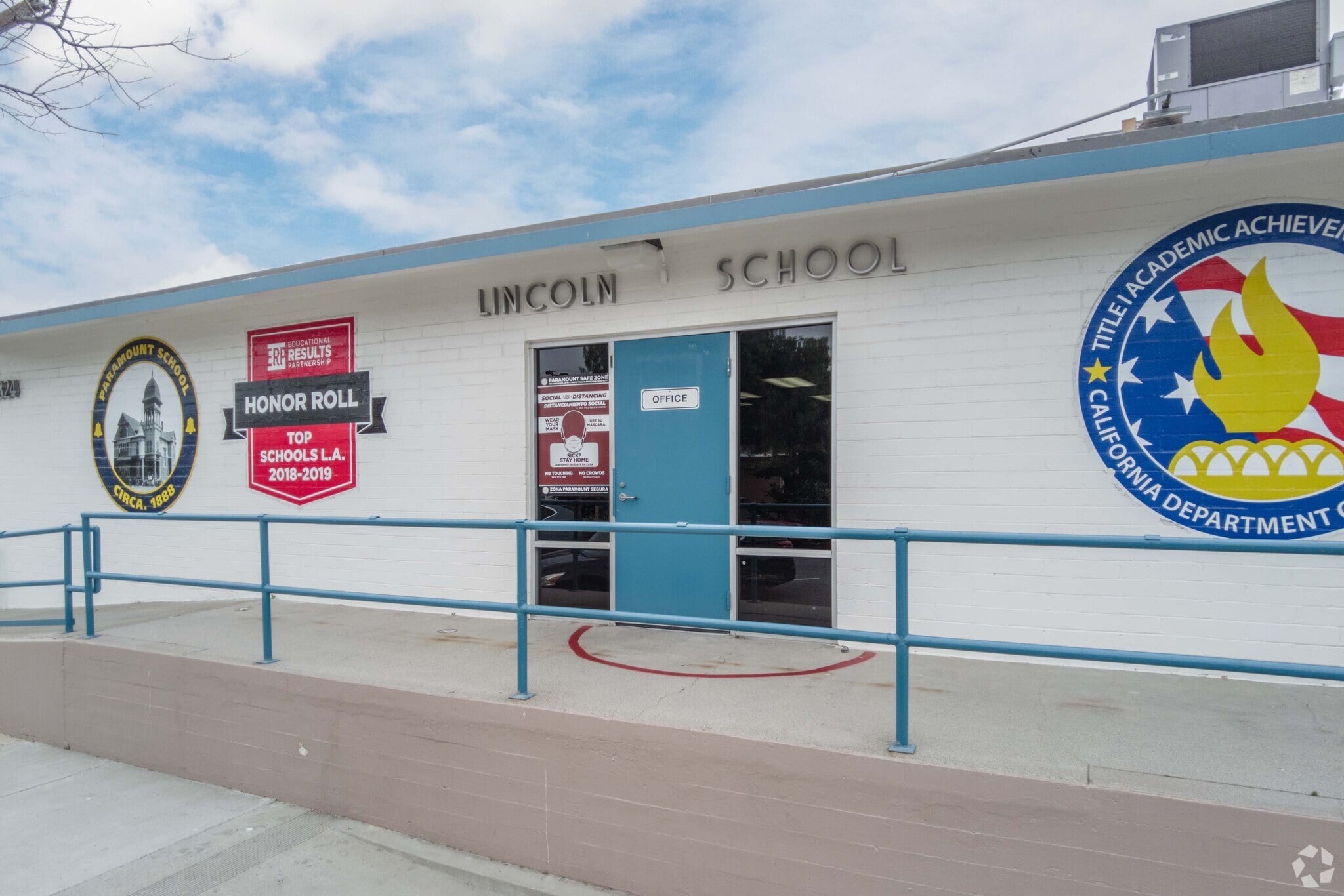 8208 Sandy Ln, Paramount, CA 90723 MLS MB24023721